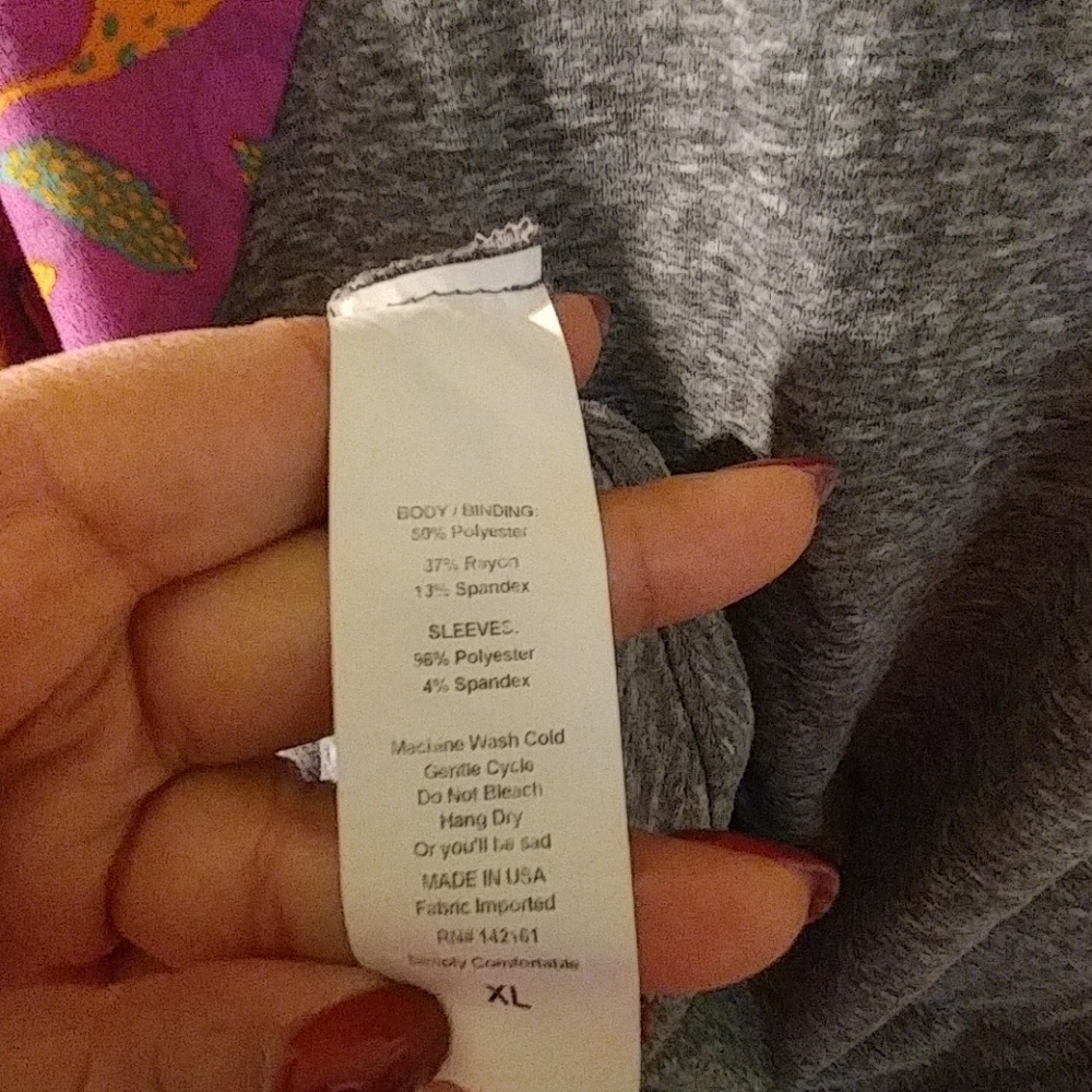 Lularoe Randy T Shirt - Picture 5 of 5